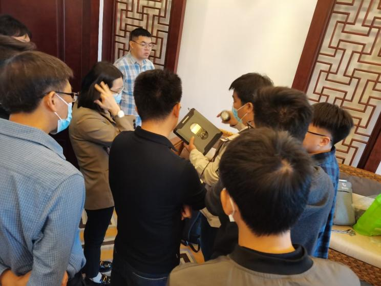 图片4.png 图片4.png